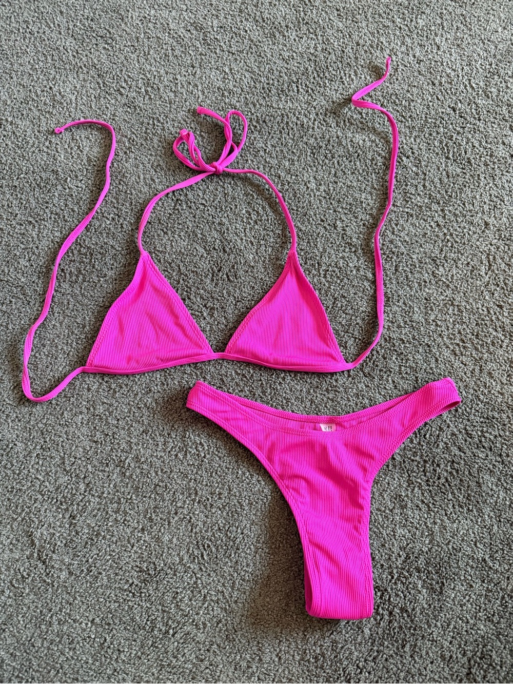 NWOT SHEIN Fuchsia Ribbed Triangle Bikini Set
